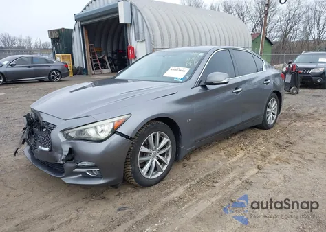 2015 Infiniti Q50 Premium z USA, uszkodzony, nr VIN JN1BV7ARXFM410163